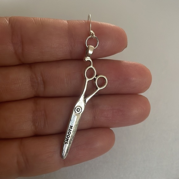 Scissors earrings new - Picture 3 of 3
